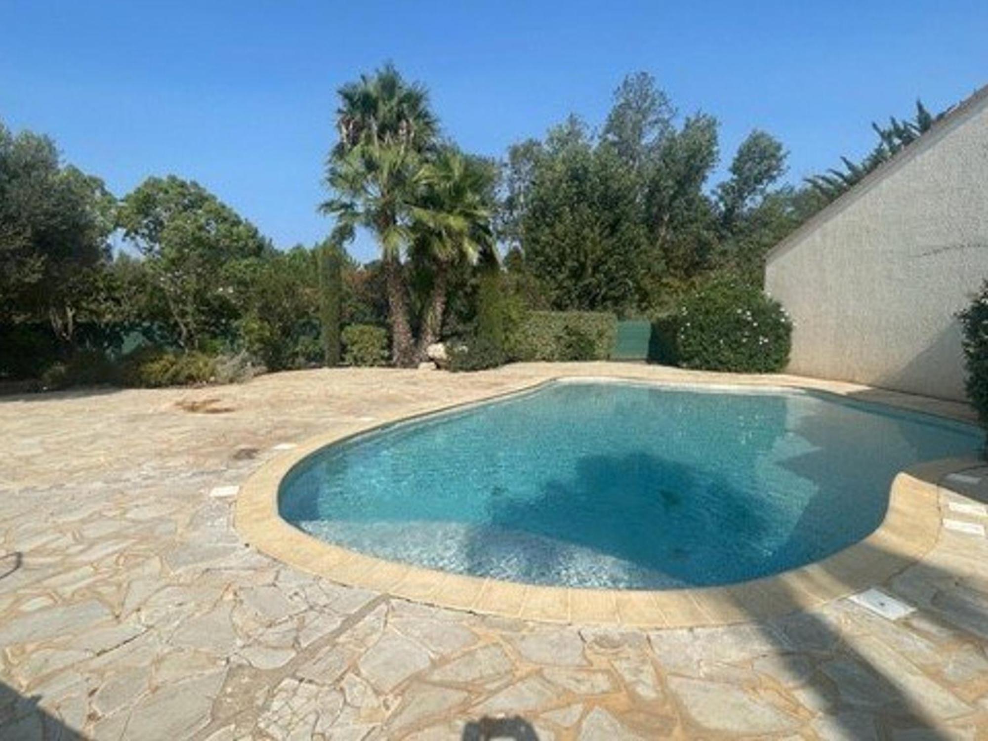 Pavillon Avec Piscine A Valras-plage, Proche Et Commerces, Ideal Pour 4 Personnes - Fr-1-701-78 * Valras-Plage